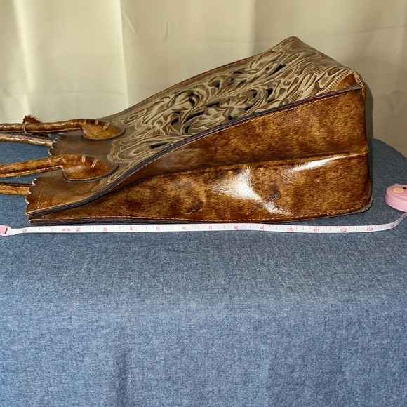 Patricia Nash Cavo leather tote - Picture 11 of 15